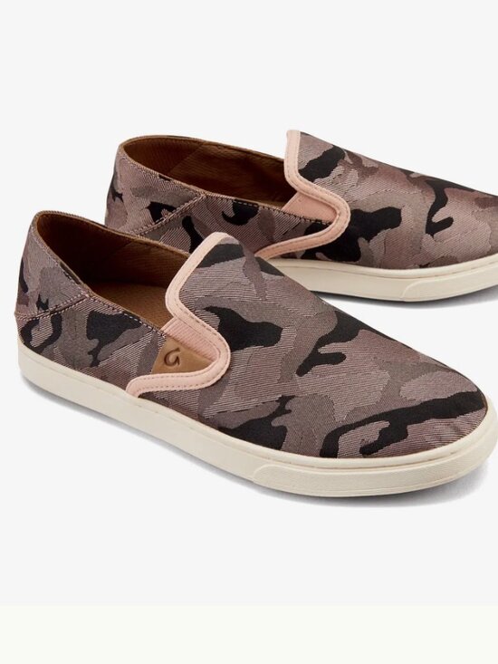 OluKai Shoes - Olukai Pehuea Pa'i Shoes Women's 8.5 Soft Pink Camo Slip On Beach Summer Sneaker